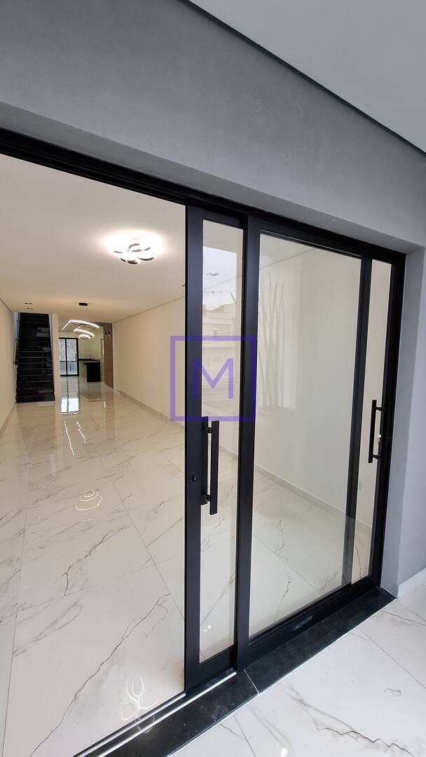 Casa à venda com 3 quartos, 236m² - Foto 3