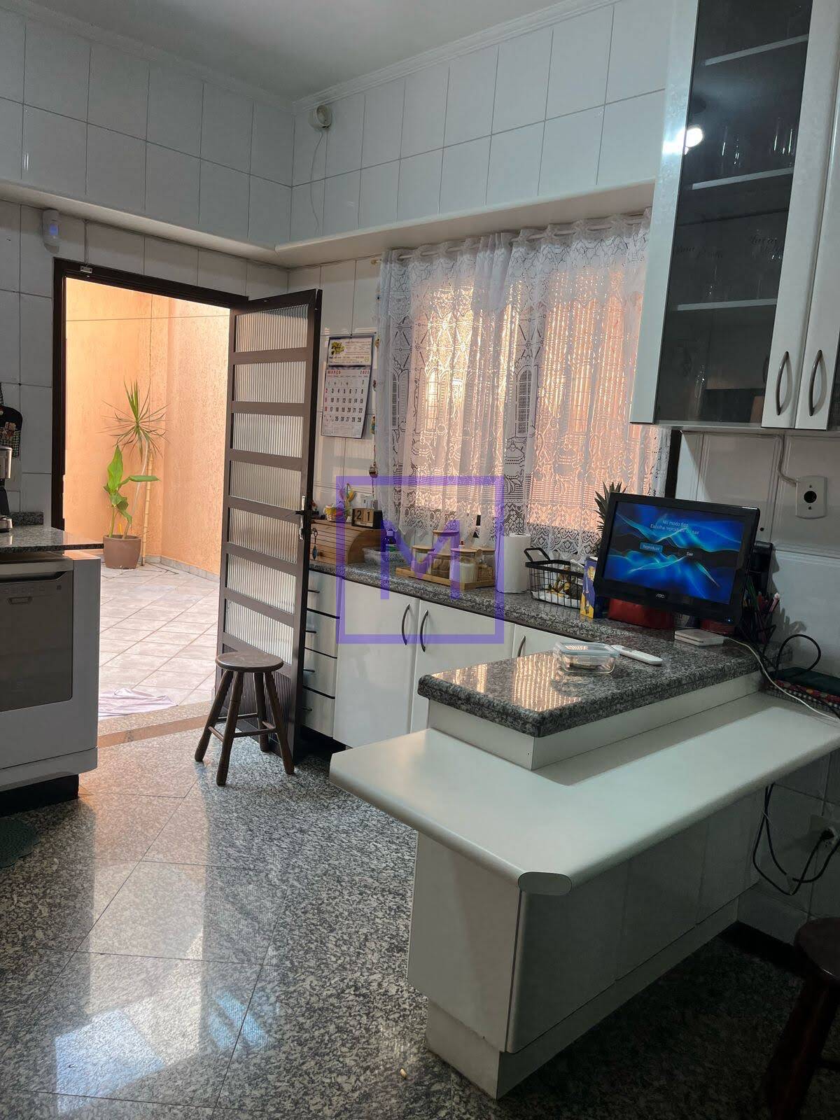 Casa, 3 quartos, 221 m² - Foto 43