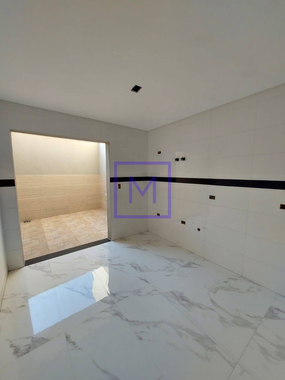 Casa à venda com 3 quartos, 108m² - Foto 4